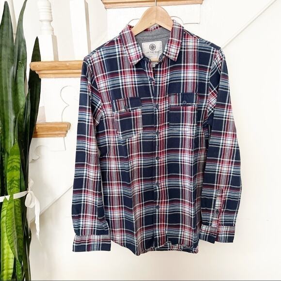 On The Byas Red & Blue Plaid Button-Up Long Sleeve Shirt Size Small - Picture 1 of 4